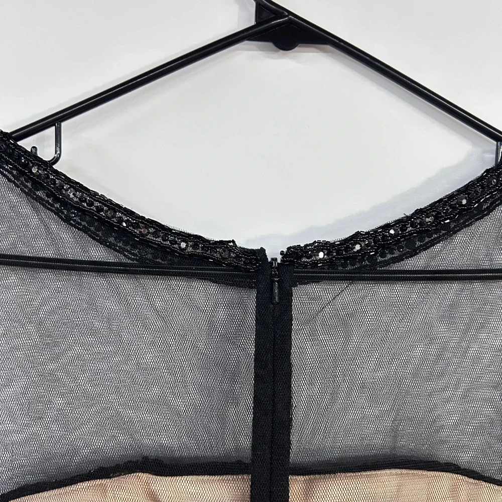 Rina di Montella Black Lace Sequin Cocktail Dress 10 Illusion Mesh Beaded Formal